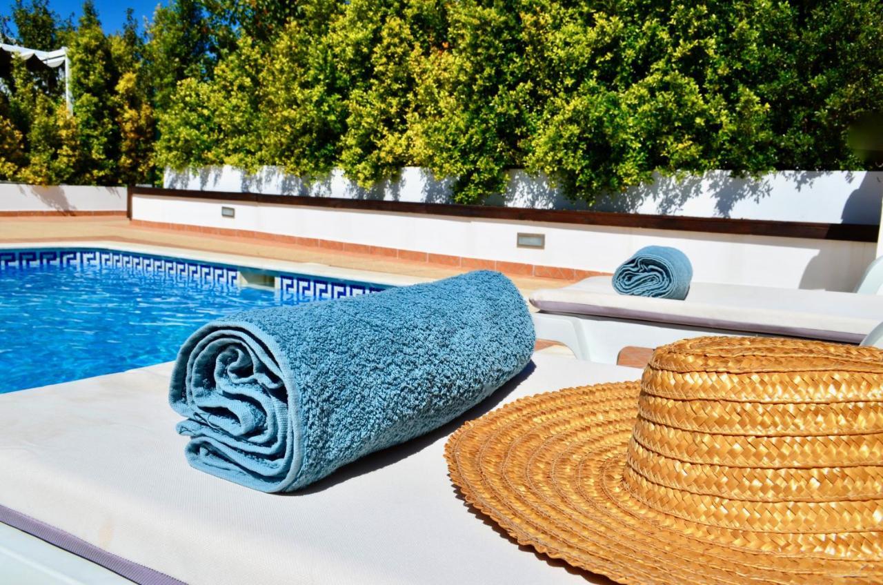 Villa Eltael - Rita Apartment - Warm Pool Until 1 November Manta Rota Bagian luar foto